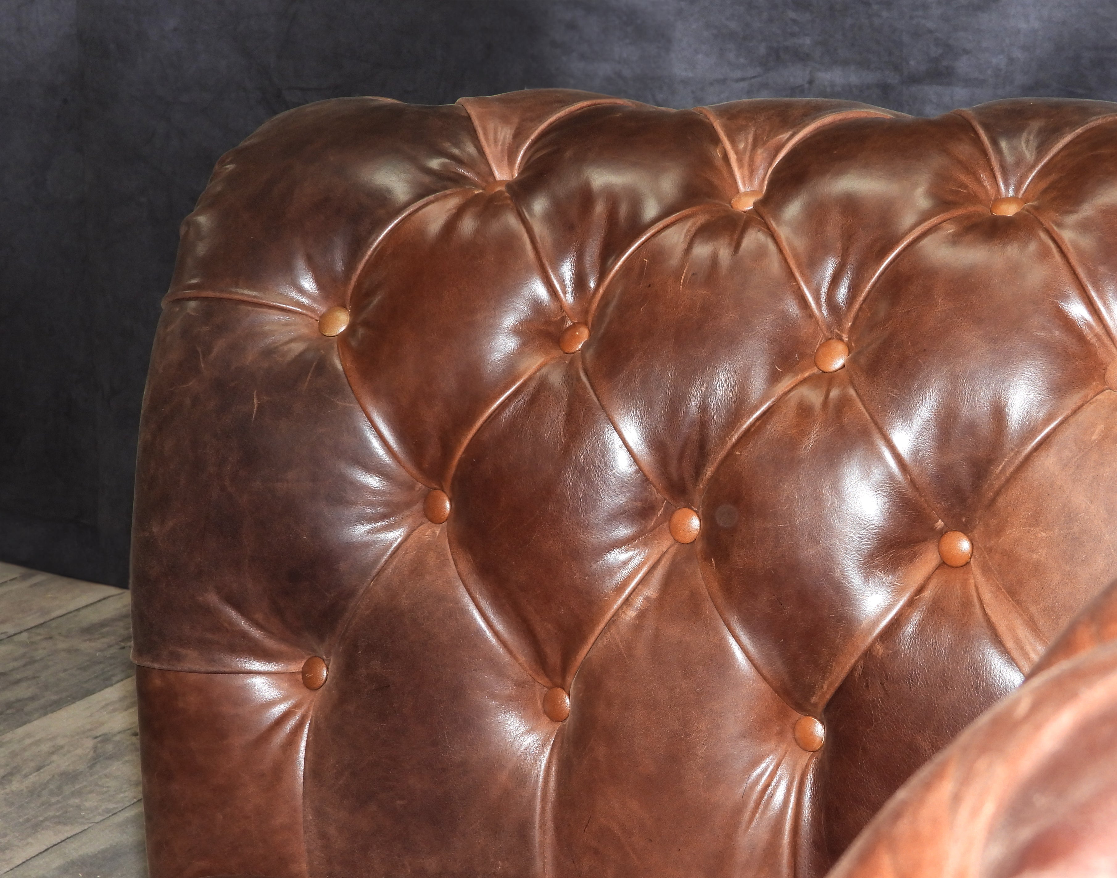 CASA BERGAMO LEATHER CHAIR