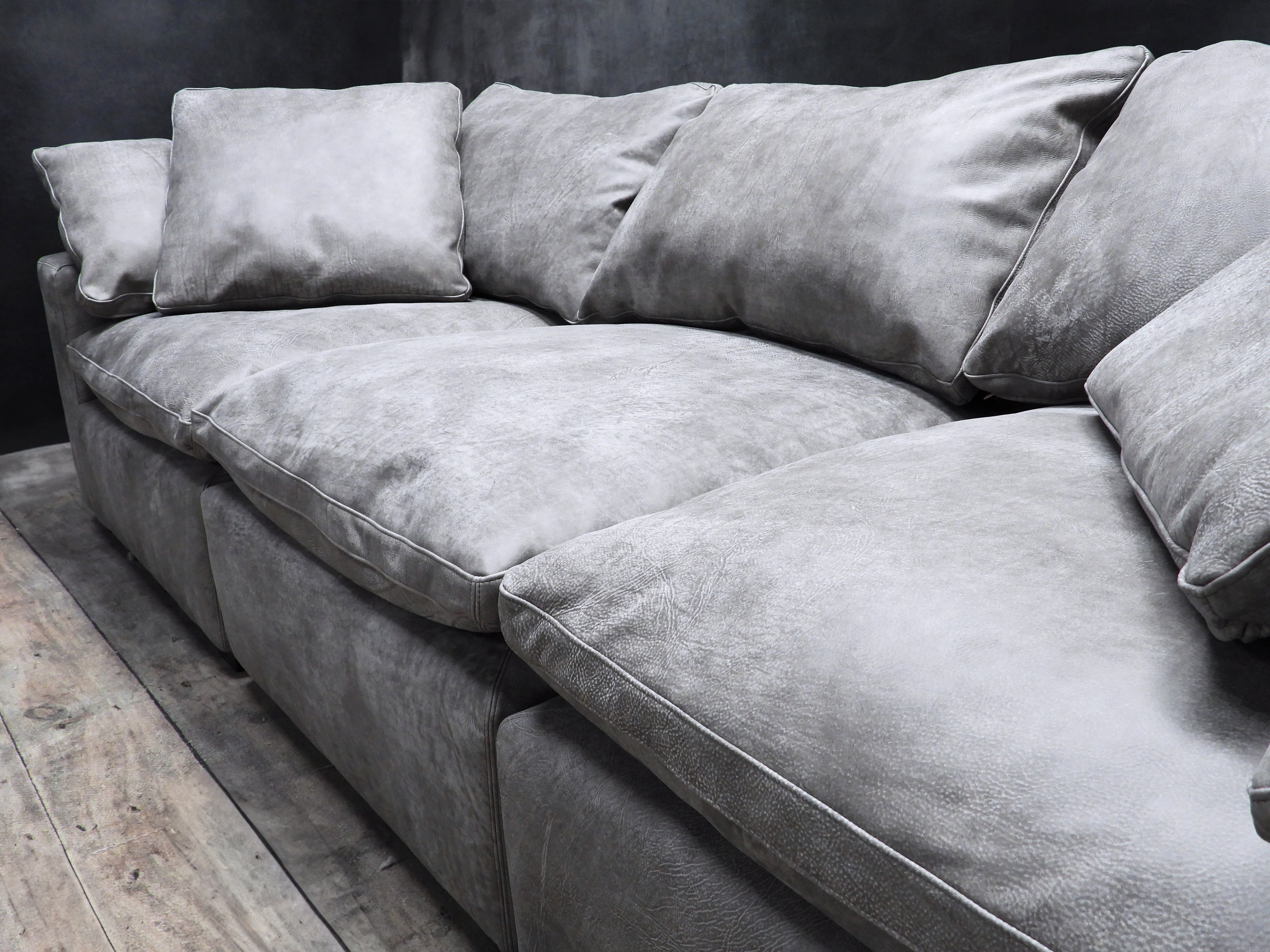 THE OLYMPUS CLOUD LEATHER SOFA