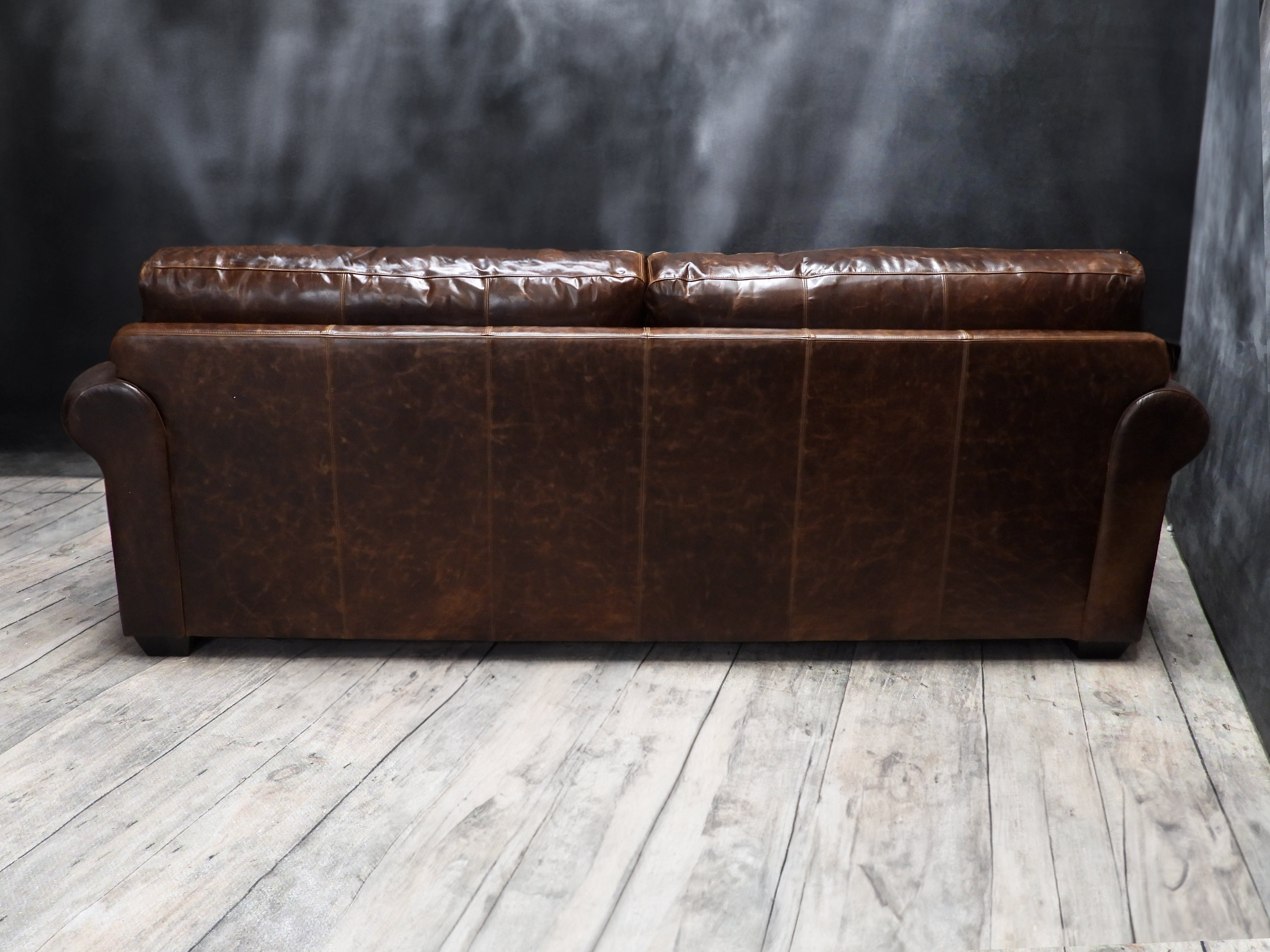 Sir Duke Leather Sofa