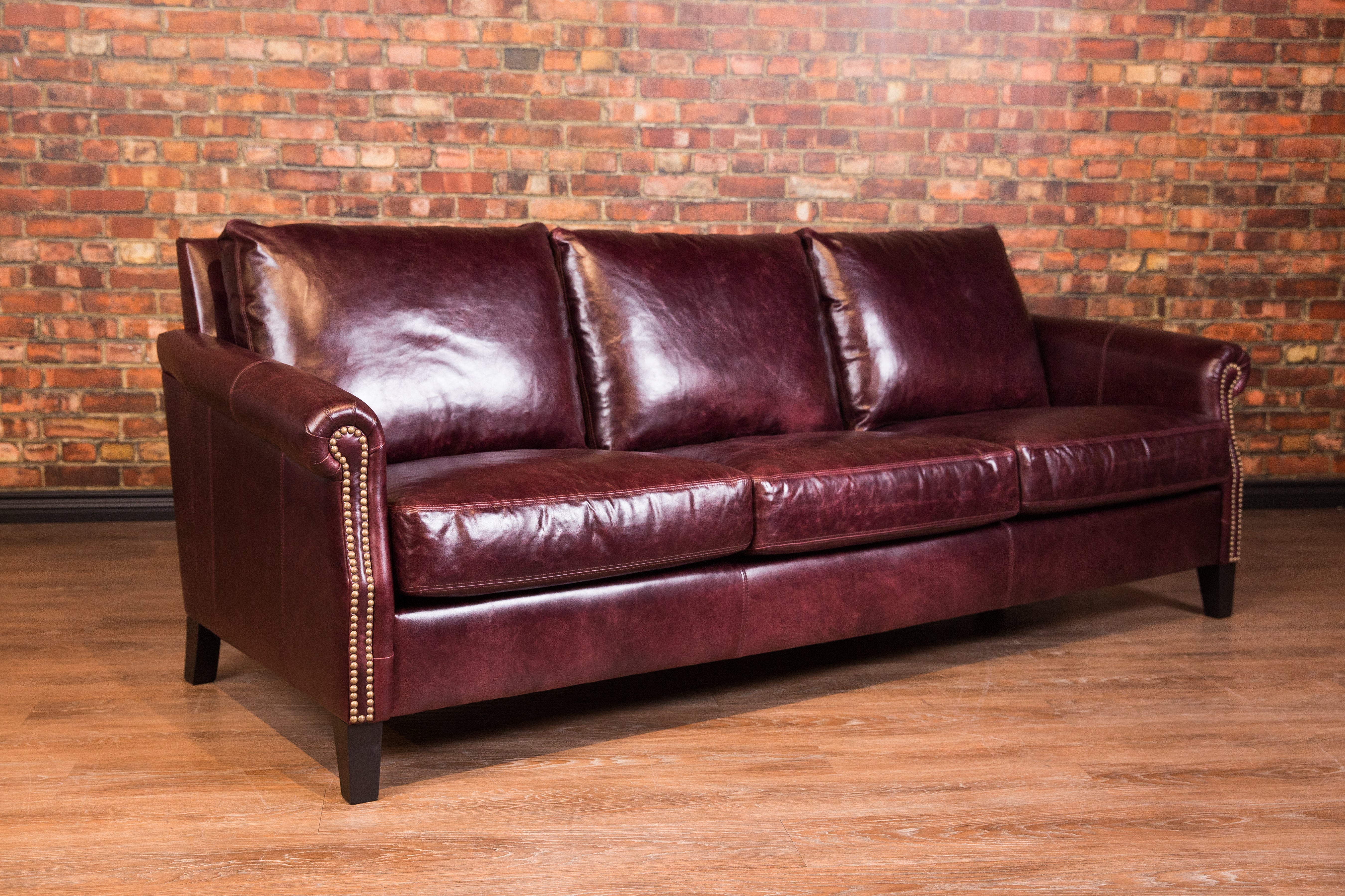 ESQUIRE LEATHER SOFA