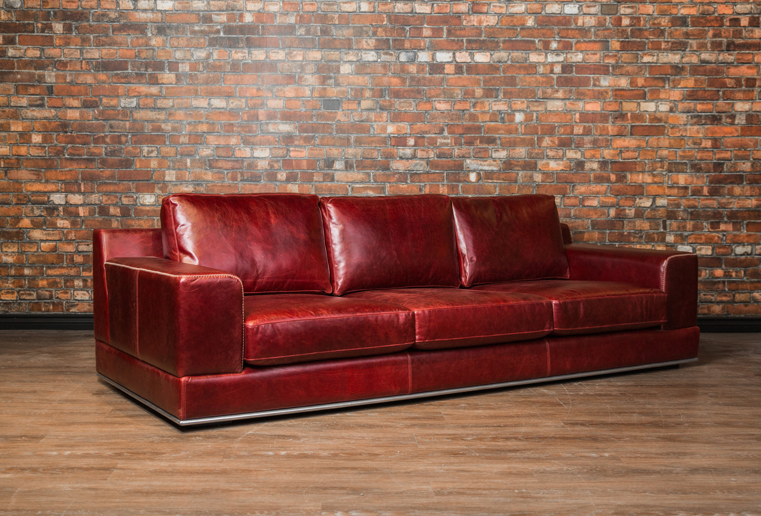 FLORENTINO LEATHER SOFA