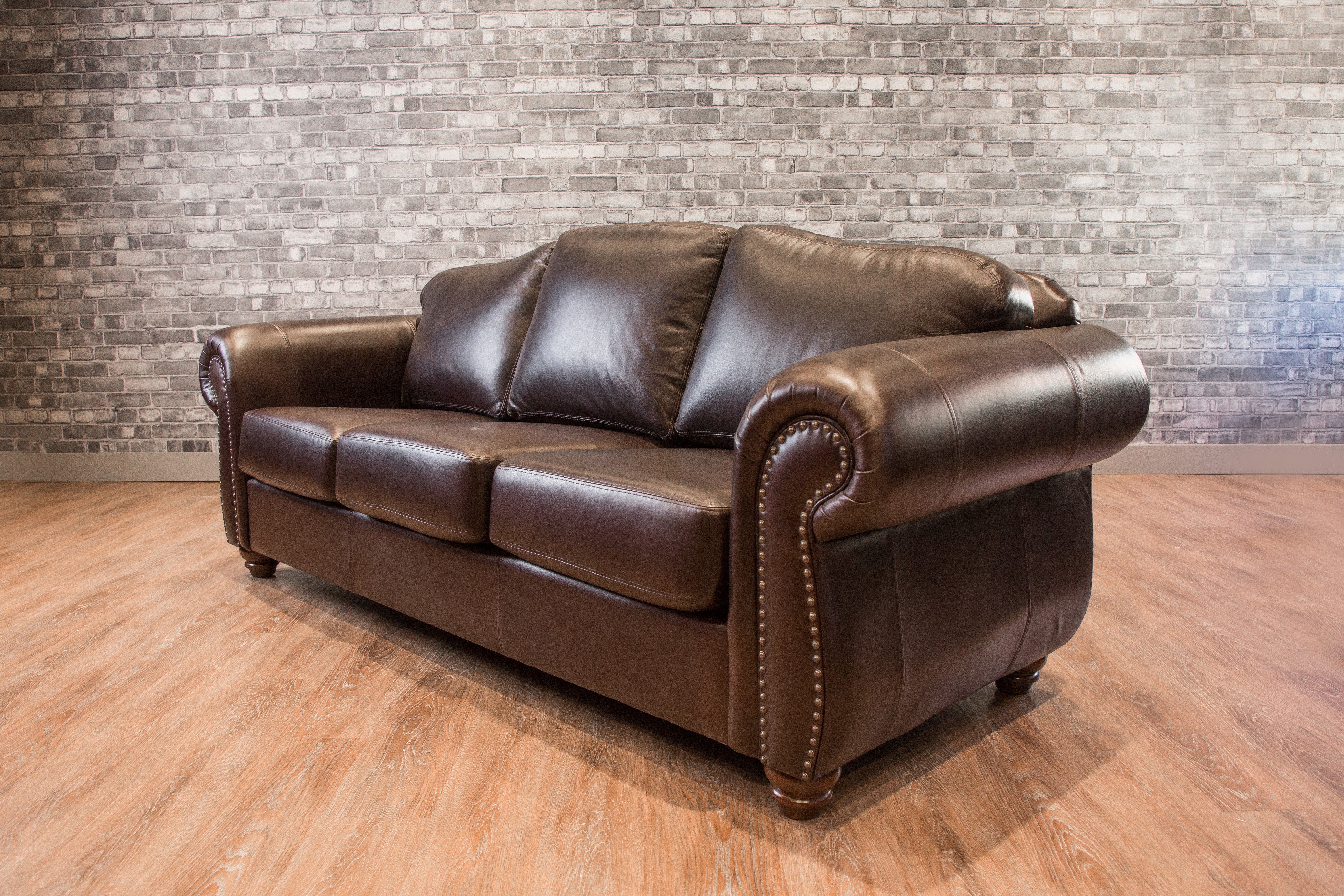 UTAH LEATHER SOFA