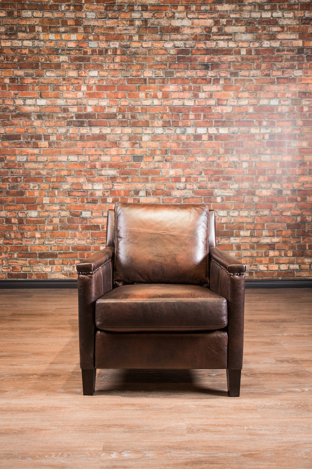 POLO CLUB LEATHER CHAIR