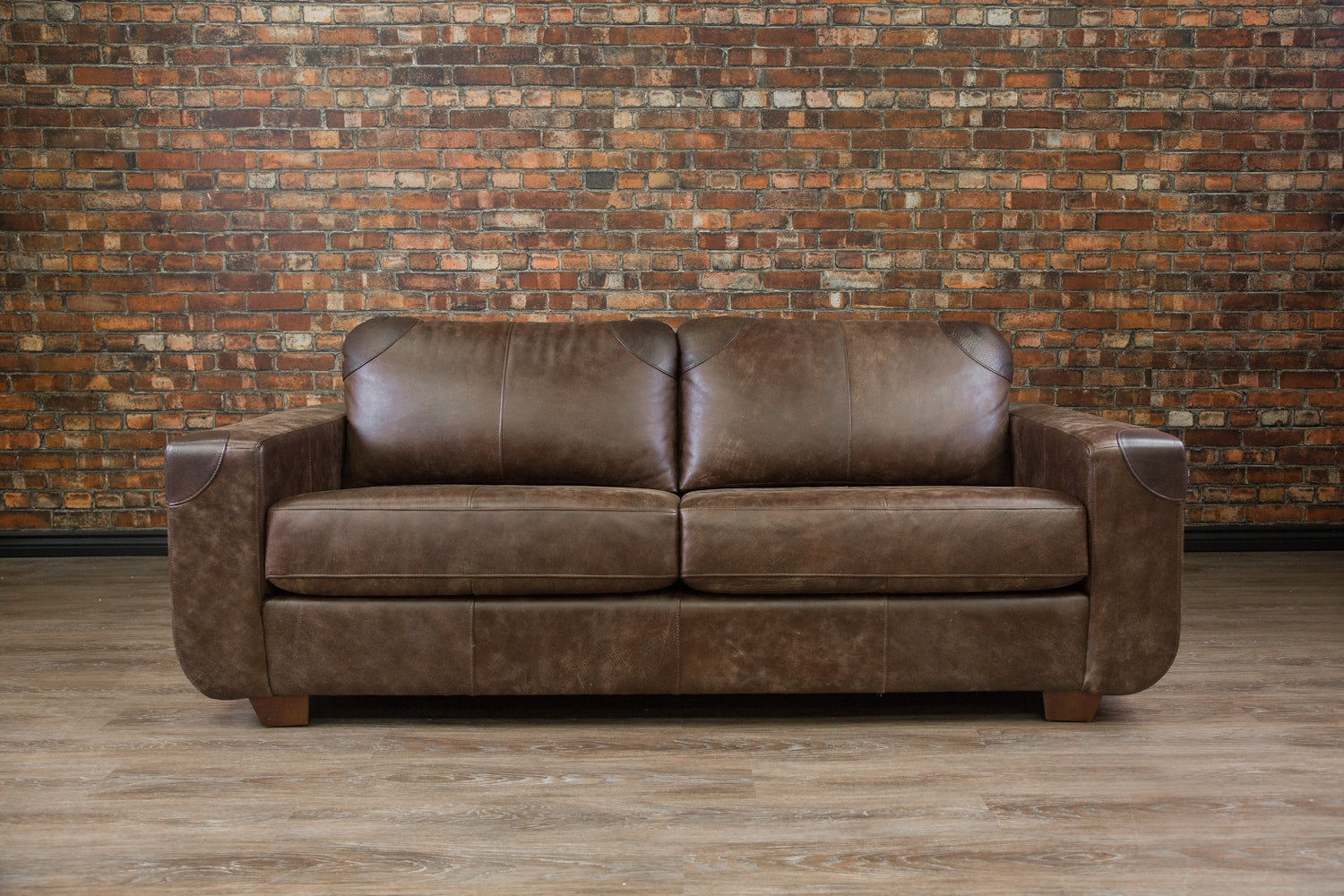 TOURISTER LEATHER SOFA