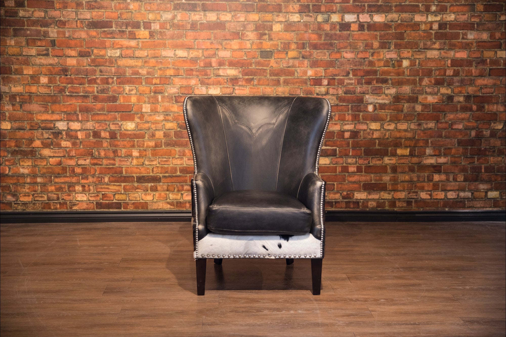 WAYNE LEATHER CHAIR