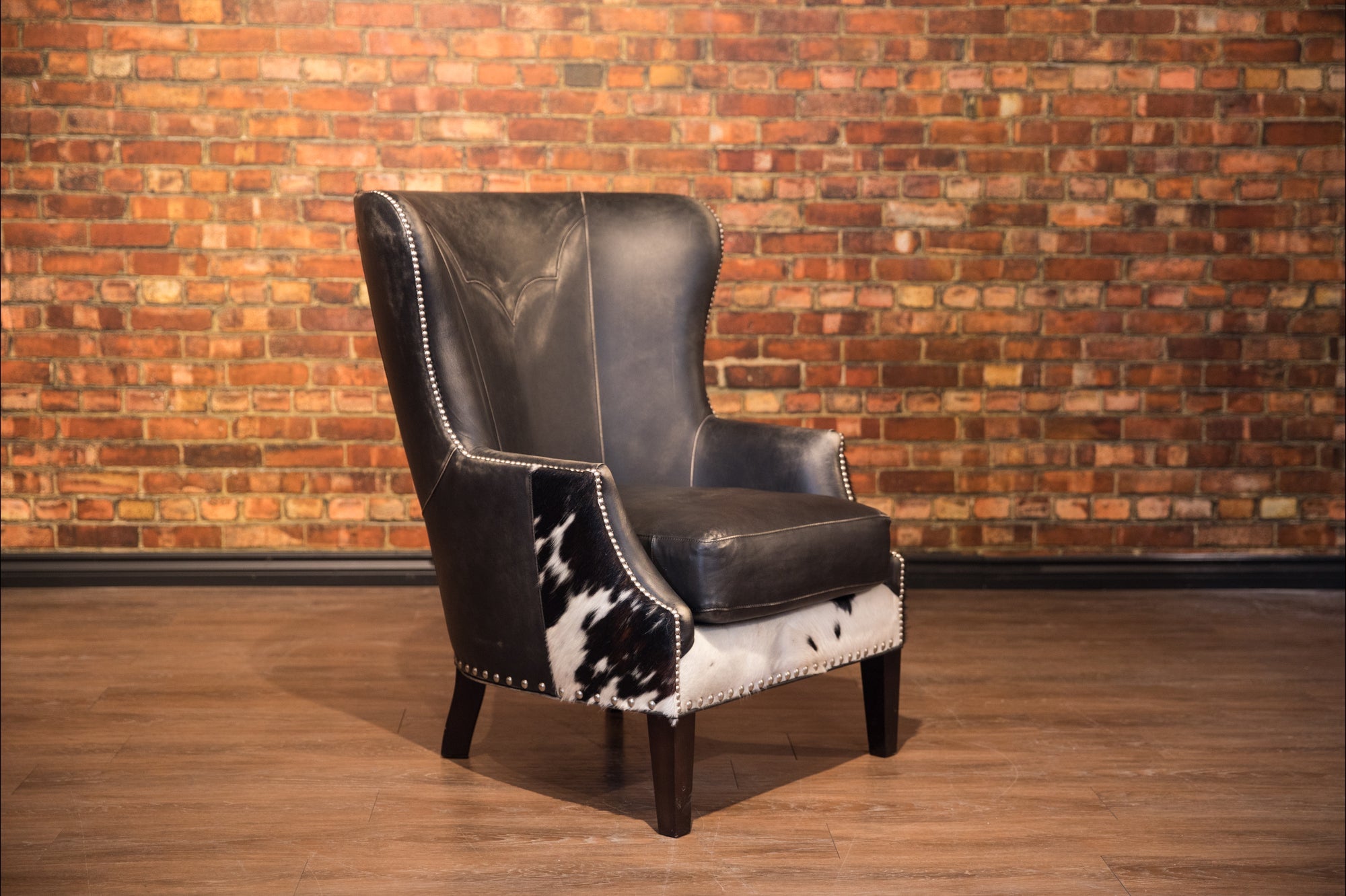 WAYNE LEATHER CHAIR