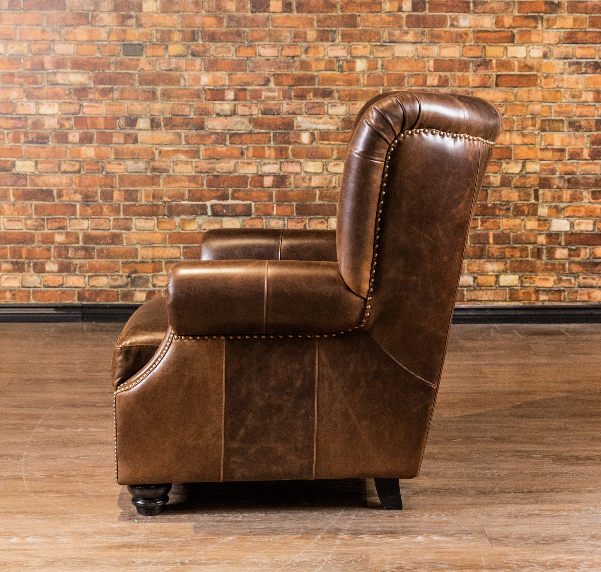 AFICIONADO LEATHER CHAIR NOBILITY