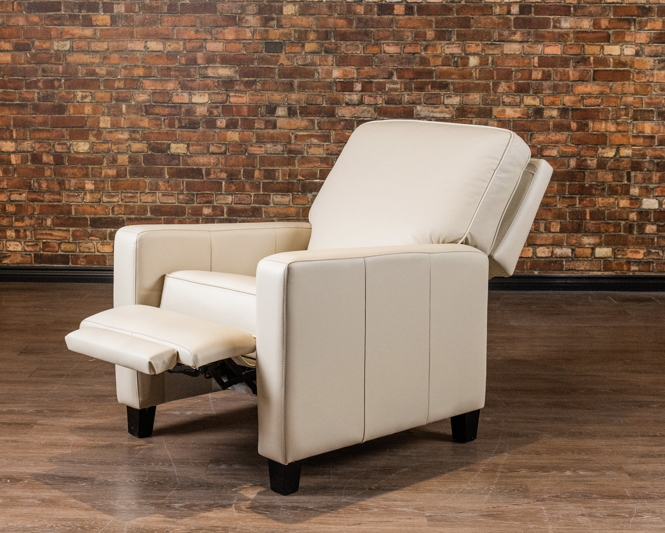 ANTONIO LEATHER RECLINER CHAIR