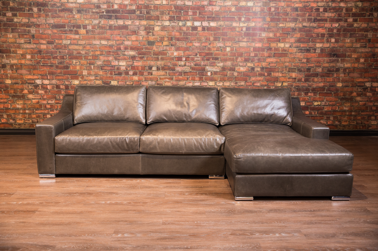 COSENTINO LEATHER SOFA CHAISE RHF